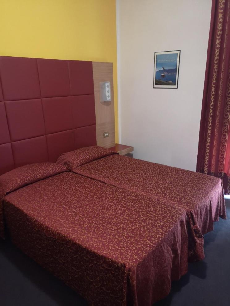 Hotel Alpi Malcesine Zimmer foto